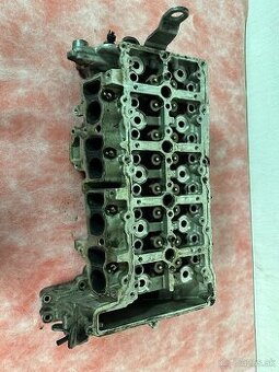 HLAVICA BMW N47D20C 7810465 E81 E87 E90 E91 F10 F20 F30 2.0D
