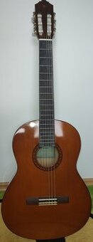 predam klasicku 3/4 gitaru Yamaha CS40
