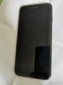 Predám iPhone 8 64gb