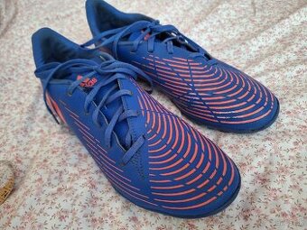 Turfy Adidas c.43