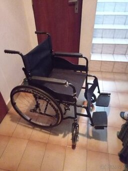 Predam invalidny vozik skladací