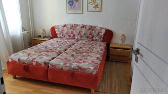 Darujem manželskú posteľ.