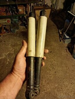 Zadné tlmiče babeta207