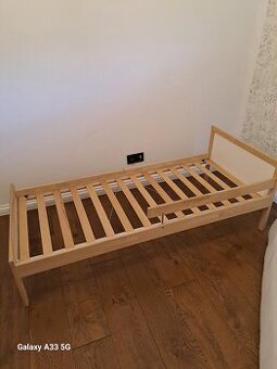 Predám Rám detskej postele s roštom, buk, 70x160 cm