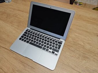 Apple Macbook Air 11 2015 A1465
