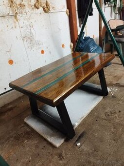 Konferenčný stolík