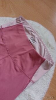 Dámske legíny ružové