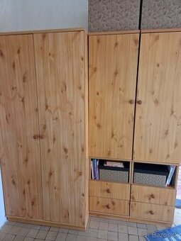 Šatníková skriňa