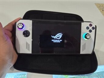 Rog Aly Z1 Extreme 550e za vsetko