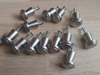 Kuchynske uchytky Ikea, oceľ