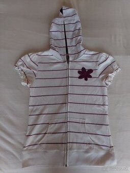 Tričko s krátkym rukávom a kapucnou