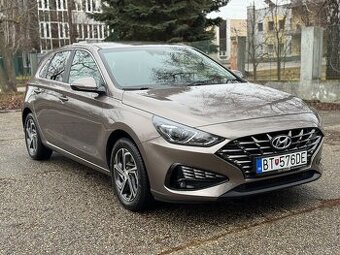 Hyundai i30 1.5i CVVT Family, v záruke, kúpené v SR, DPH