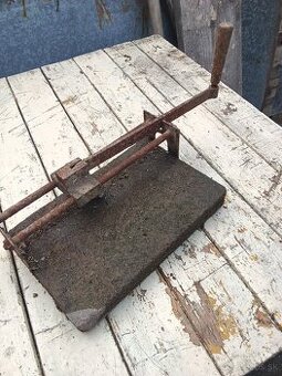 REZACKA STARA NA OBKLAD