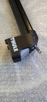 Nosiče lyží Thule