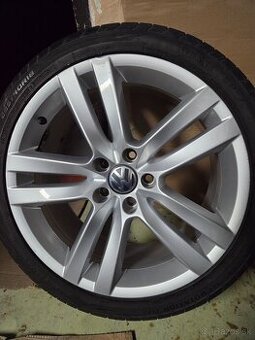 Elektrón R18 Golf 7