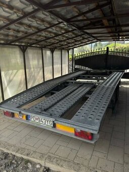 Autoprepravnik kupovany na SK -1 majitel- garažovaný