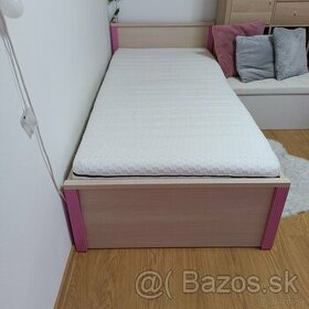 Detská posteľ 90x200 s úložným priestorom ,roštom a matracom