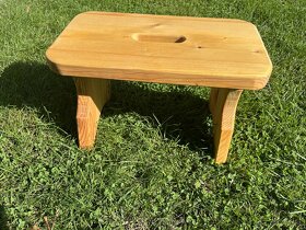drevená stolička-hokelik - 1