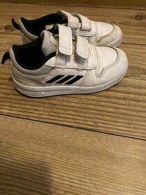 Detské topánky adidas 26