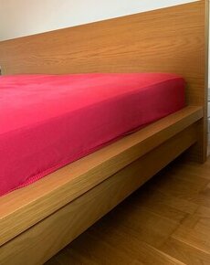 Ikea Malm postel 160x200 cm s roštami a matracmi