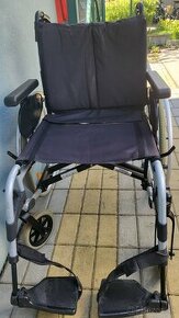 invalidny vozík 45cm kolieska proti prevráteniu