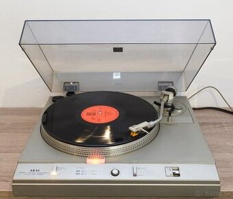 Gramofon AKAI AP-D33 Direct drive turntable