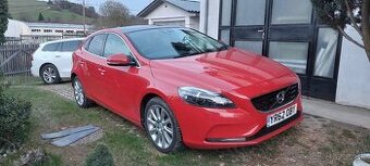 Predam Volvo V40 D2 s pravostrannym riadenim