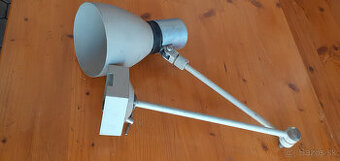 Pracovna lampa