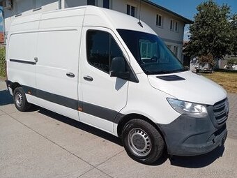 Mercedes-Benz Sprinter L2 H3 2,2D