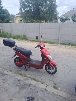 elektrický skúter