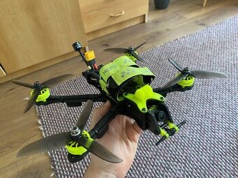 Fpv 6s dron 5” aj so všetkým