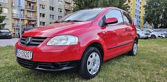 Volkswagen Fox 1,2i , benzín, klíma,