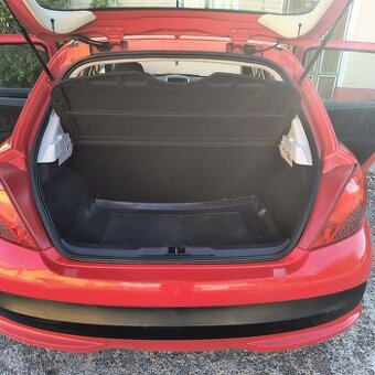 Predám Peugeot 207