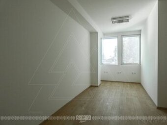 Nové kancelárske priestory s dobrou dostupnosťou a parkovaní
