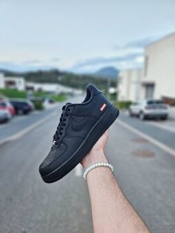 Predám nové Nike Air Force 1 SUPREME Čierne ORIGINÁL