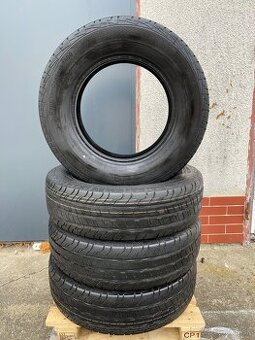 Continental 205 75 R16C