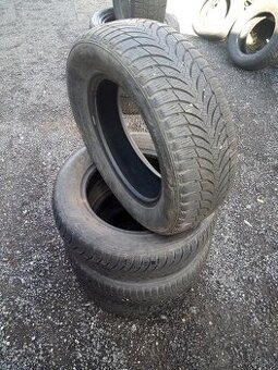 Predám 4ks zimne pneumatiky Nexen 195/65R15
