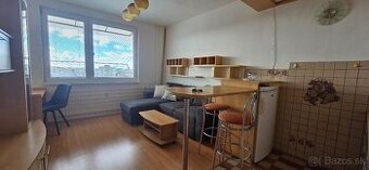 Prenájom garsónky v Topoľčanoch – krásny výhľad, ticho a poh