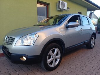 Nissan Qashqai 1,6 benzín 4x2 112 000 km Pôvodný lak