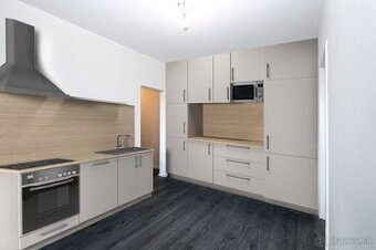 Predaj: kompletne zrekonštruovaný 4-izbový byt BA-Petržalka