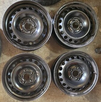 5x112,r15,6Jx15,et47- iba disky + originál puklice Škoda r15