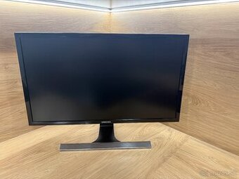 Predám 4K monitor 28" Samsung