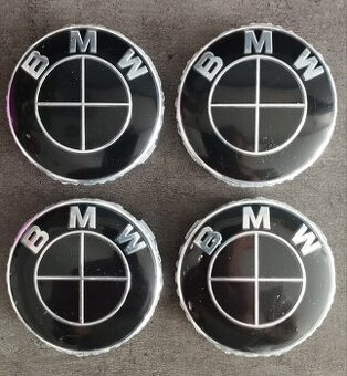 BMW black 68 mm stredové krytky