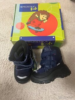 Nové zimné čižmičky a tenisky nike