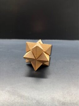 Drevený hlavolam hviezda