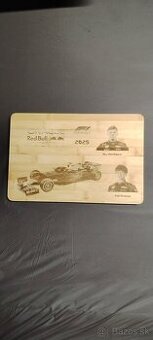 Gravirovane denka s F1 tematikou.