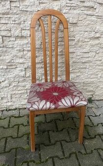 Drevene jedálenský stoličky