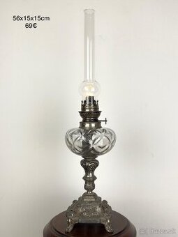 Stolova petrolejka s kovu