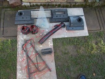 Predam pre skoda 100 mriezky palubovku Trojuholnik sklo