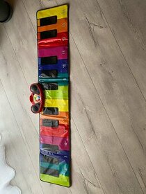 Hracie podlahové piano